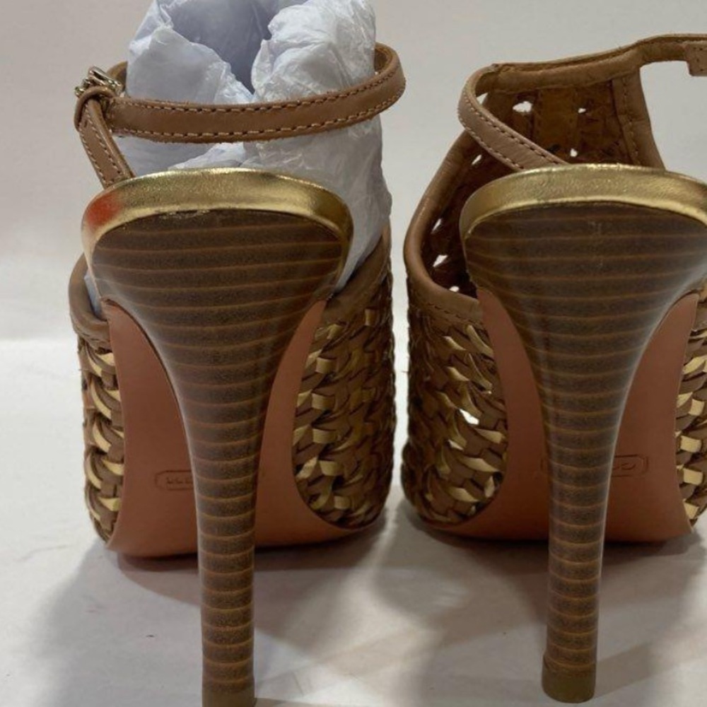NEW!! Women’s Coach “Leela” Open Toe Sandals Size 7B - Picture 4 of 7